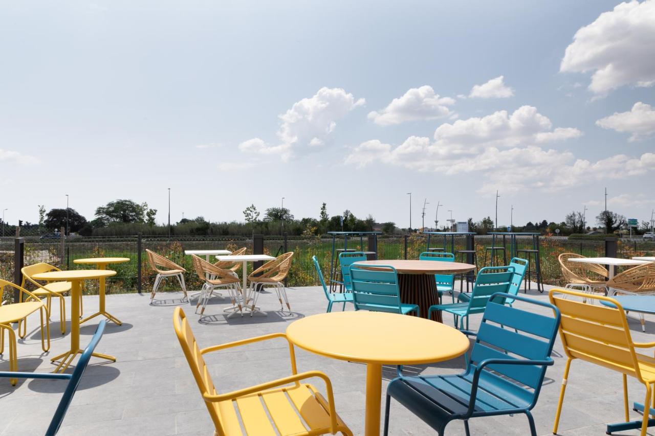 Ibis Styles Miramas Hotell Exteriör bild