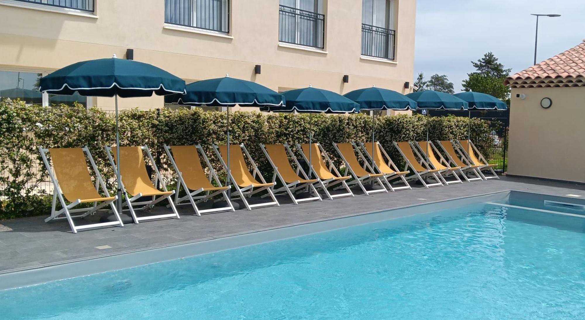 Ibis Styles Miramas Hotell Exteriör bild
