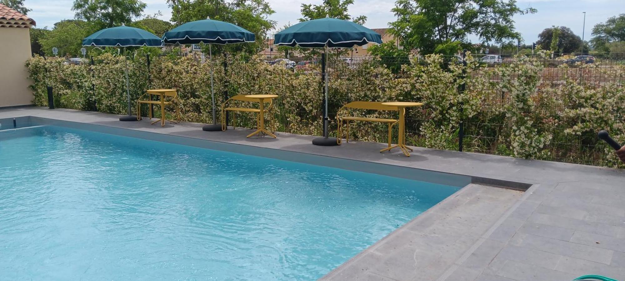 Ibis Styles Miramas Hotell Exteriör bild